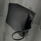 Grande Trousse de Toilette & Cosmétiques – Valentino Beauty (Noir)